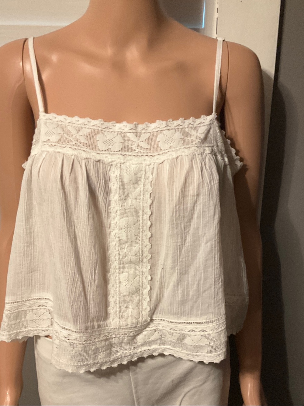 American Eagle Outfitters White Lace-Trim Camisole